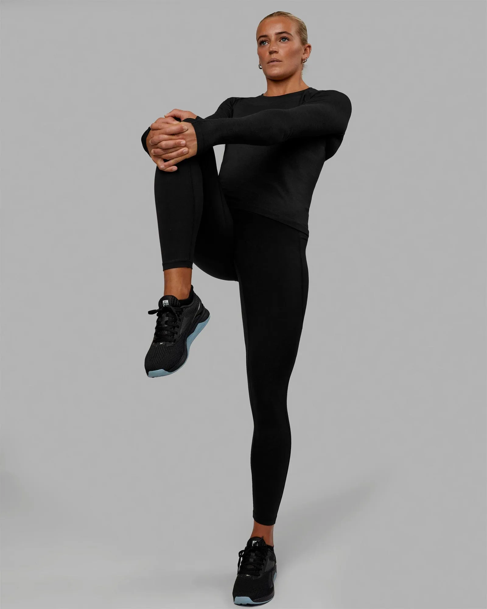 AeroFLX  Seamless Long Sleeve Tee - Black Marl