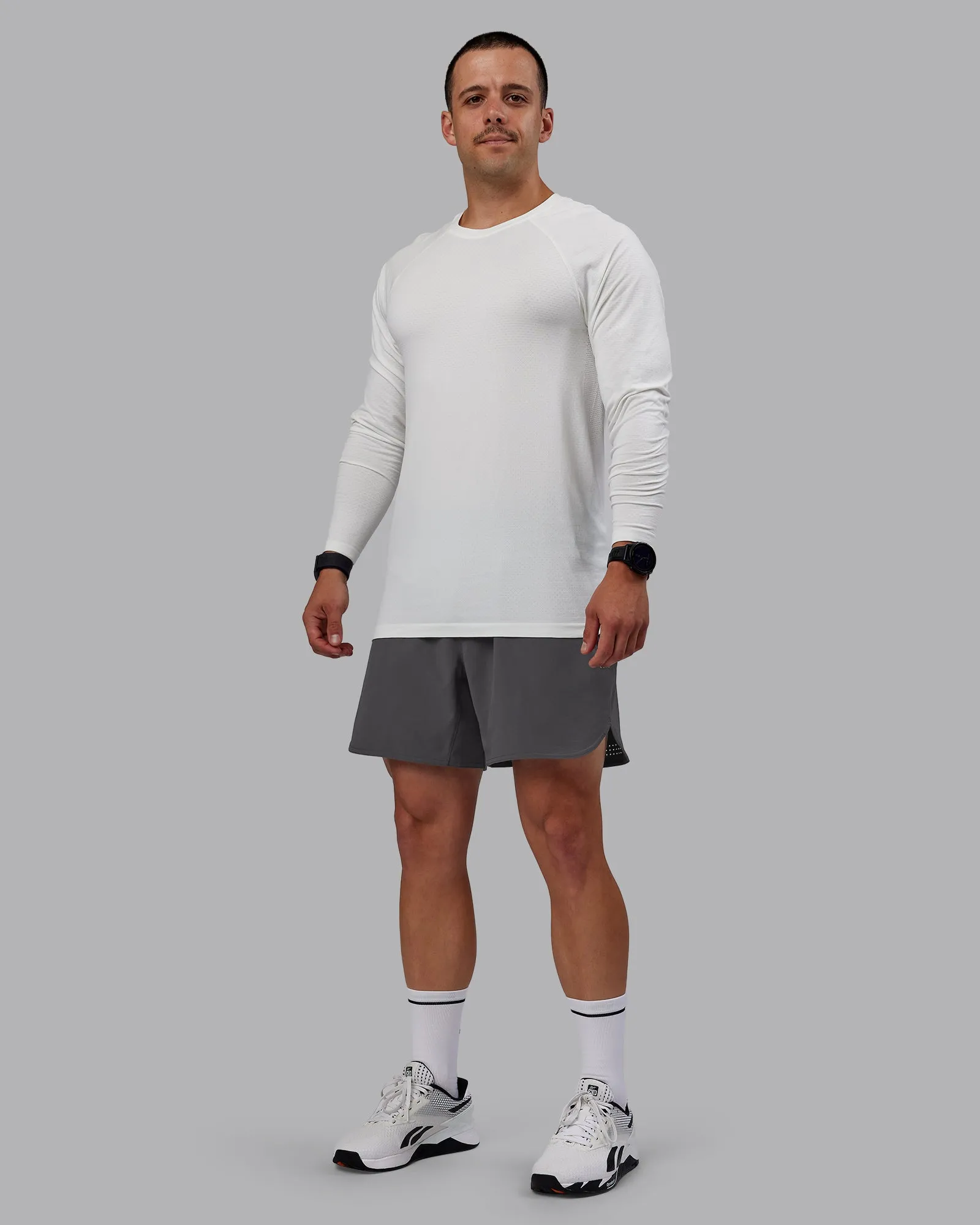 AeroFLX  Seamless Long Sleeve Tee - Off White/Off White Marl