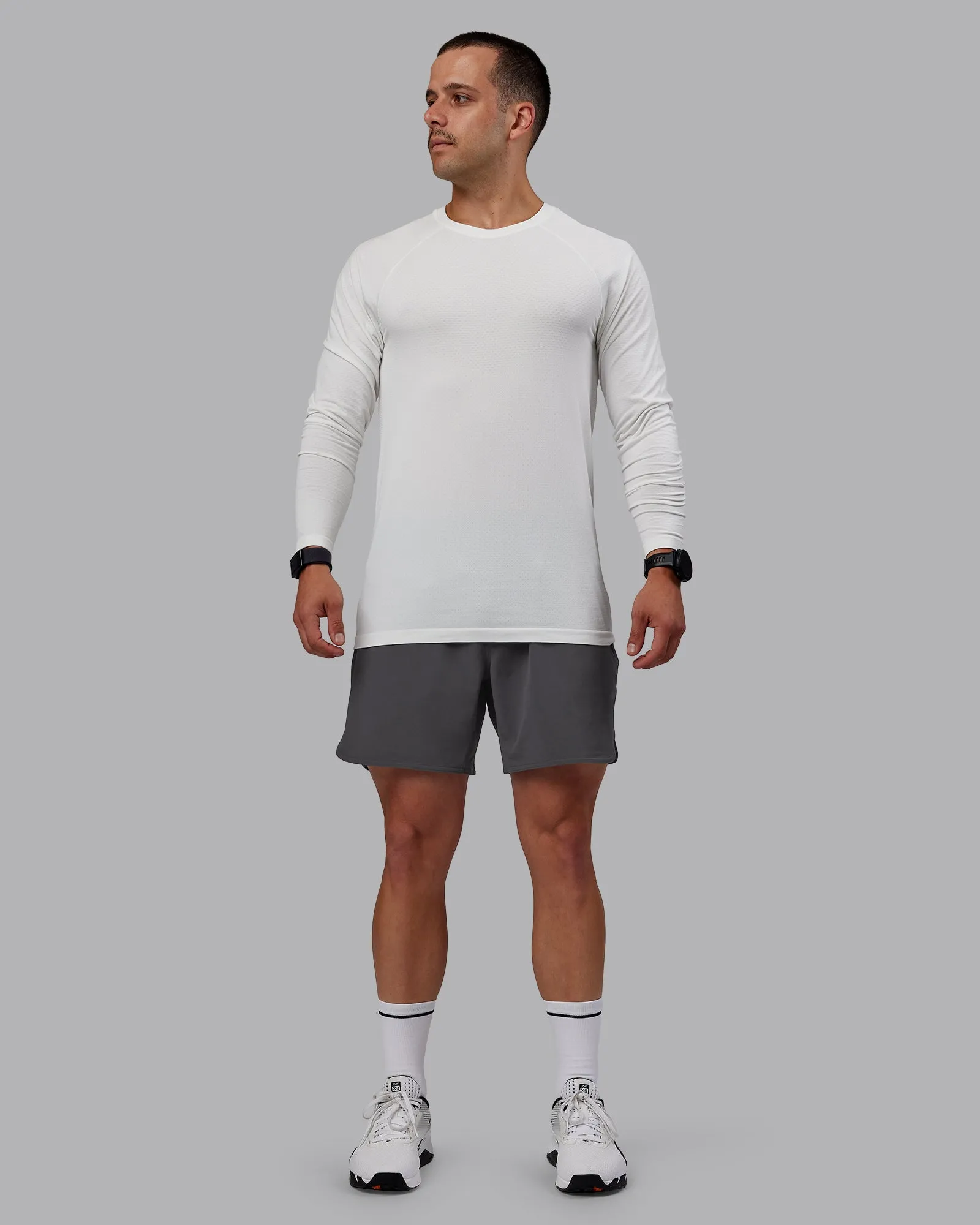 AeroFLX  Seamless Long Sleeve Tee - Off White/Off White Marl