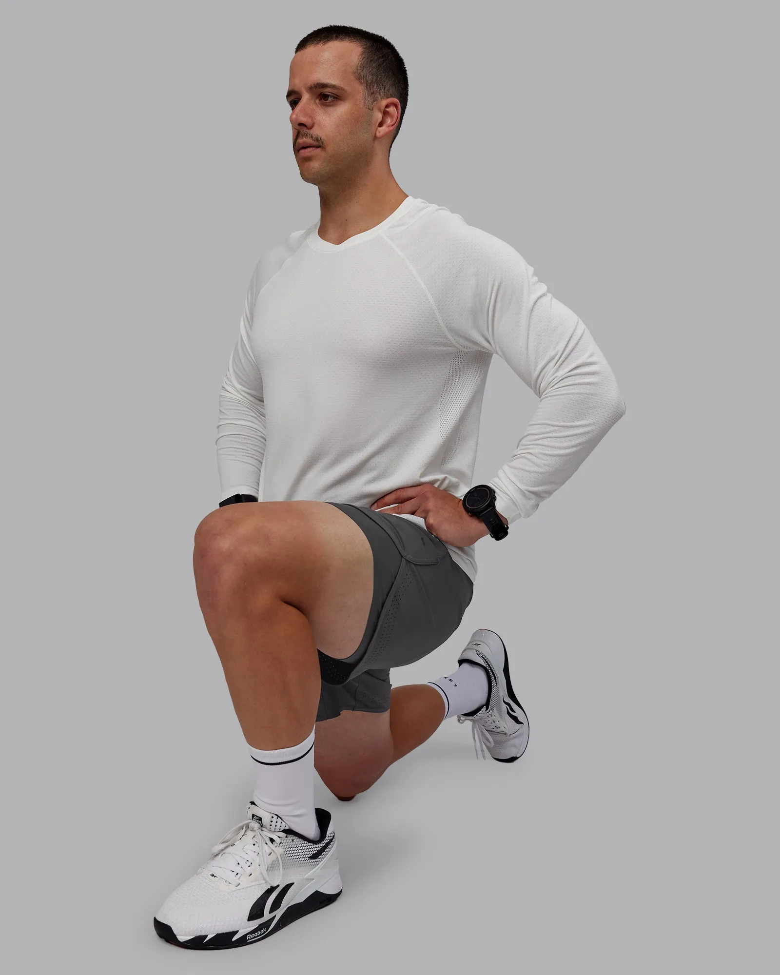 AeroFLX  Seamless Long Sleeve Tee - Off White/Off White Marl