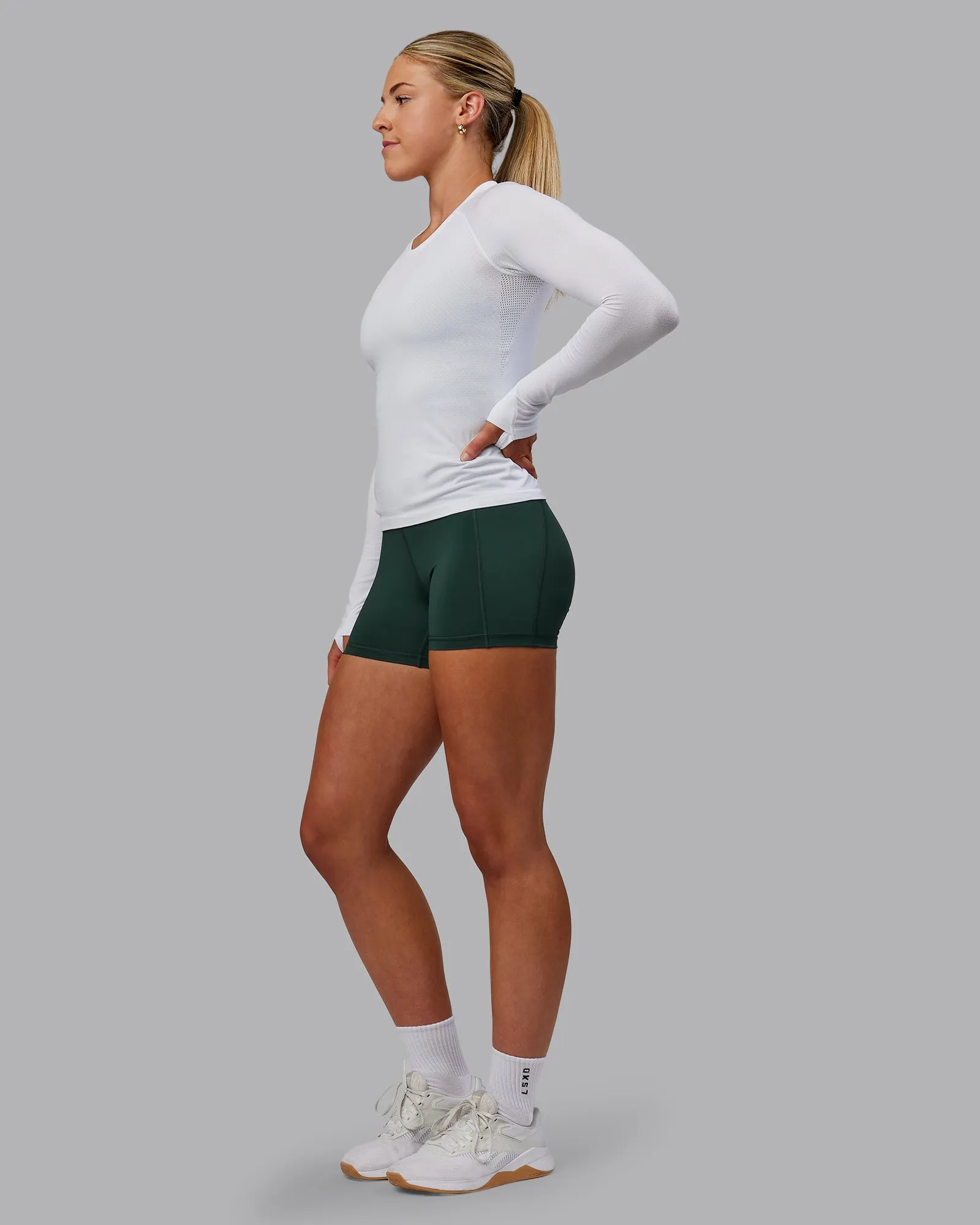 AeroFLX  Seamless Long Sleeve Tee - White/White