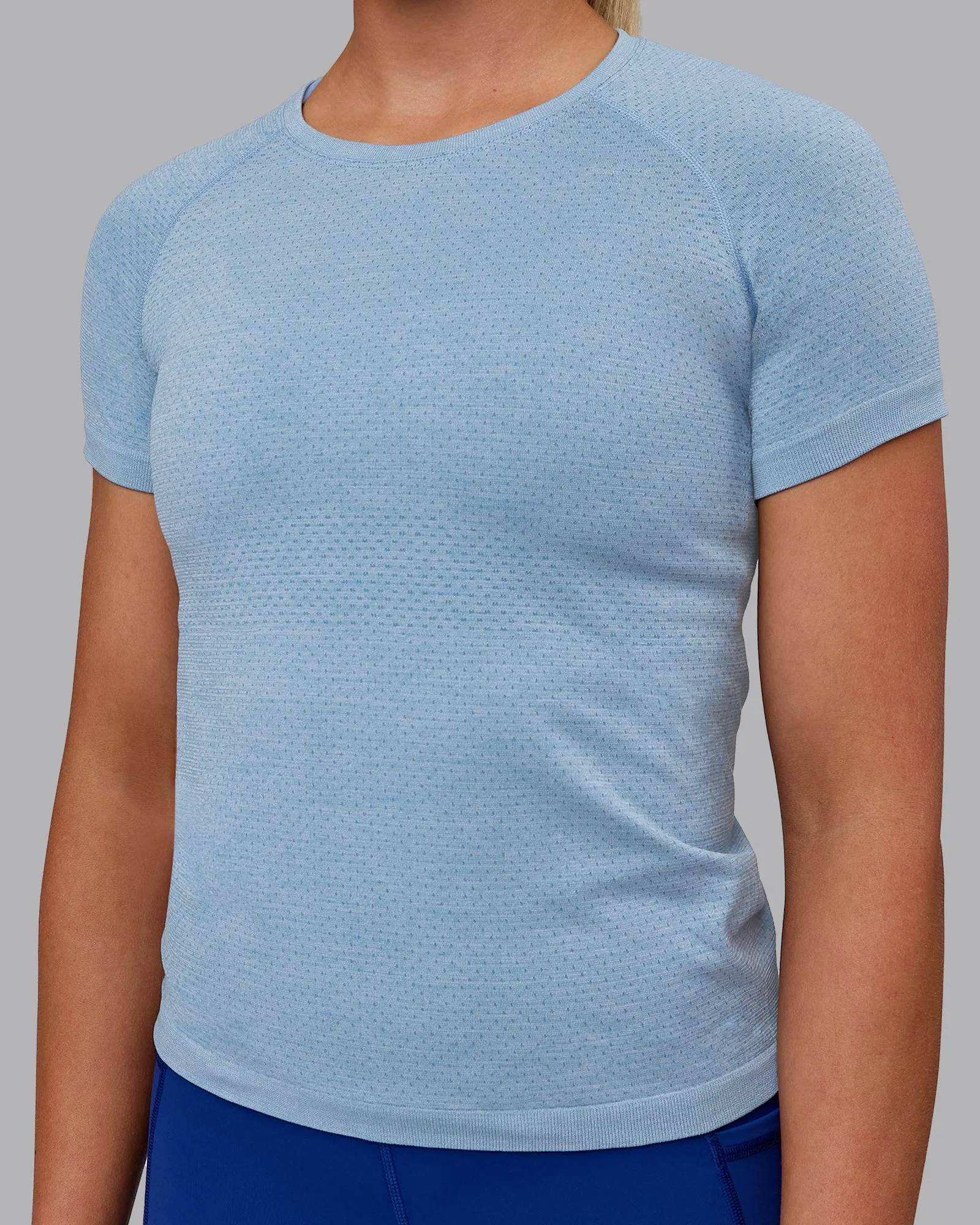 AeroFLX  Seamless Tee - Elemental Blue/Ice Blue