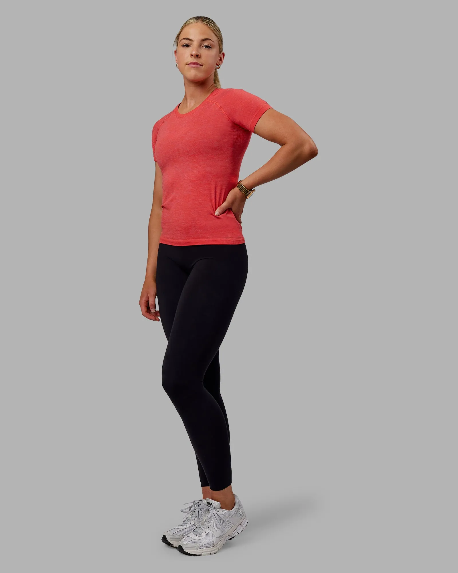 AeroFLX  Seamless Tee - Fuschia Pink/Grenadine