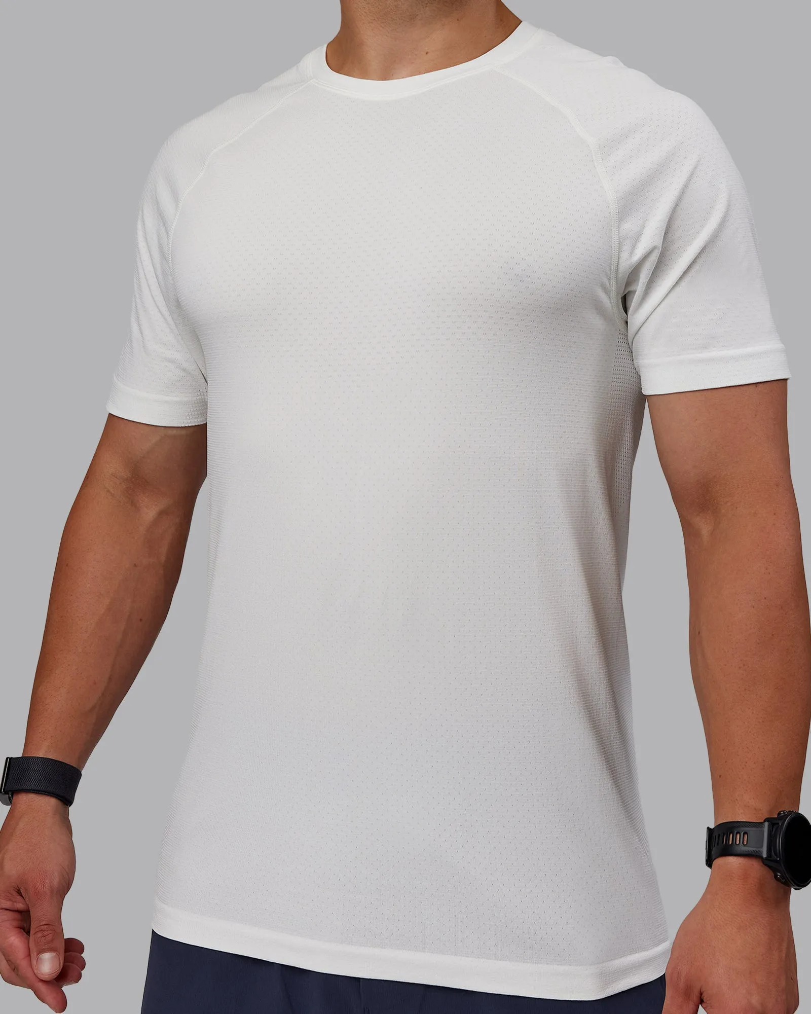 AeroFLX  Seamless Tee - Off White/Off White Marl