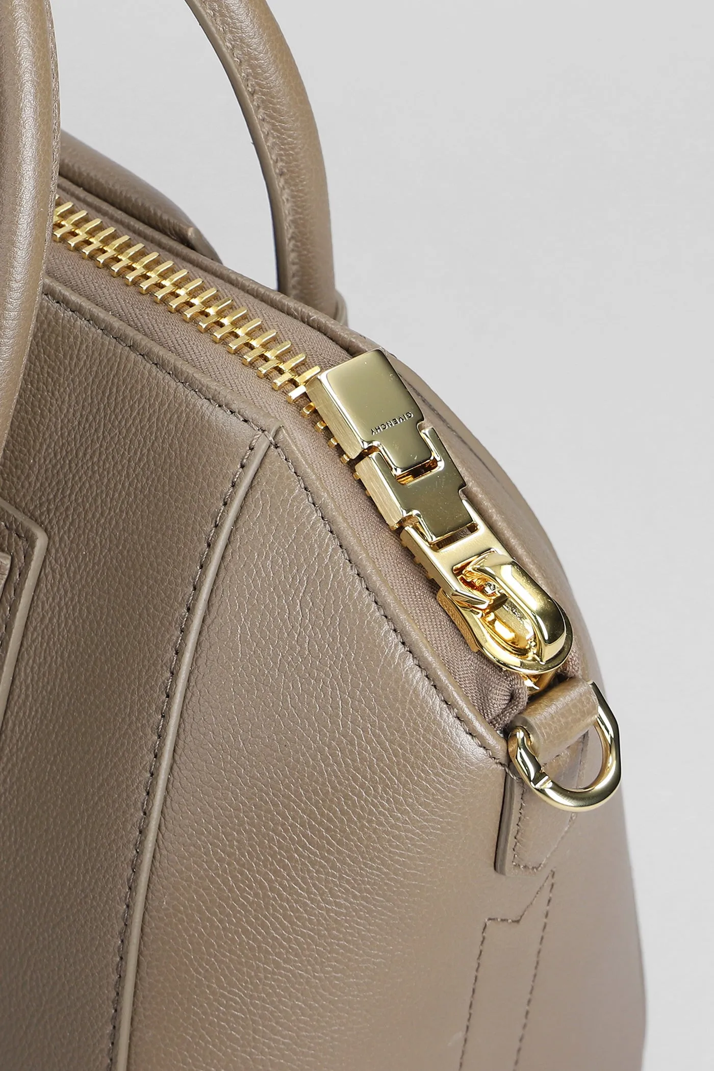 Antigona small Hand bag in taupe leather