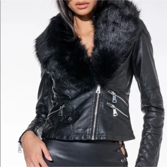 AZALEA WANG FAUX LEATHER FUR COLLARED MOTO JACKET