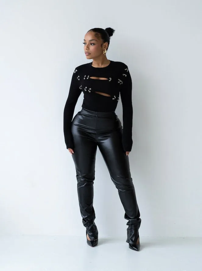 BLACKIN’ OUT FAUX LEATHER SLIT PANTS