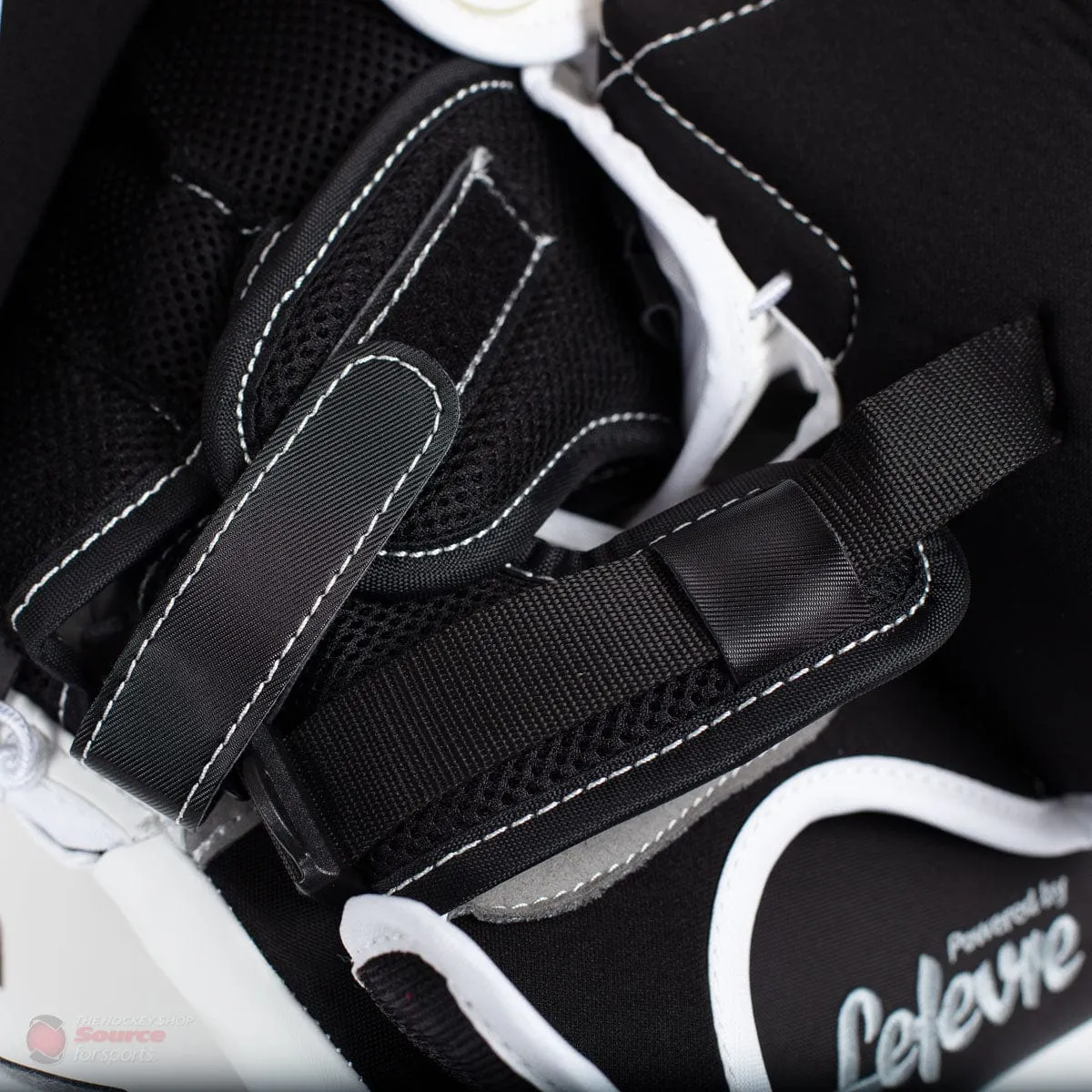 CCM Extreme Flex E4.9 Intermediate Goalie Catcher - Source Exclusive