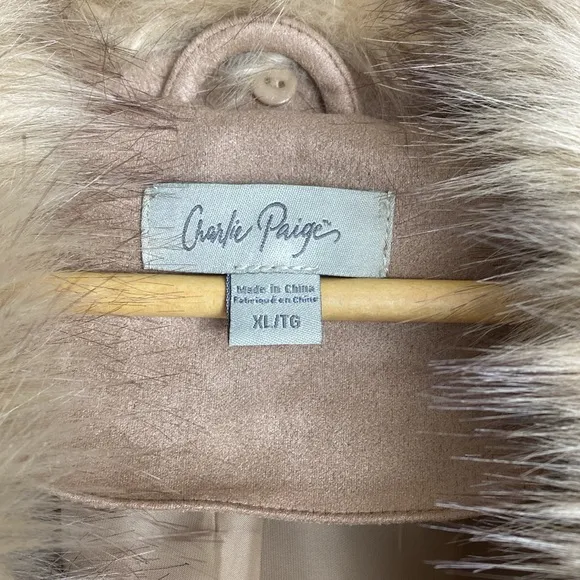 CHARLIE PAIGE Womens Faux Fur Collar Tan Suede Gold Hardware Pockets Size XL NEW