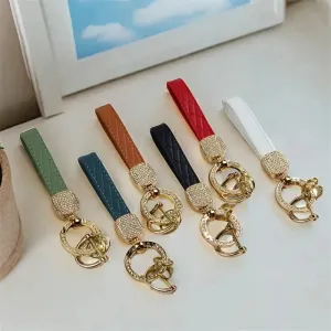 D Luxe Diamond Dazzle Keychain