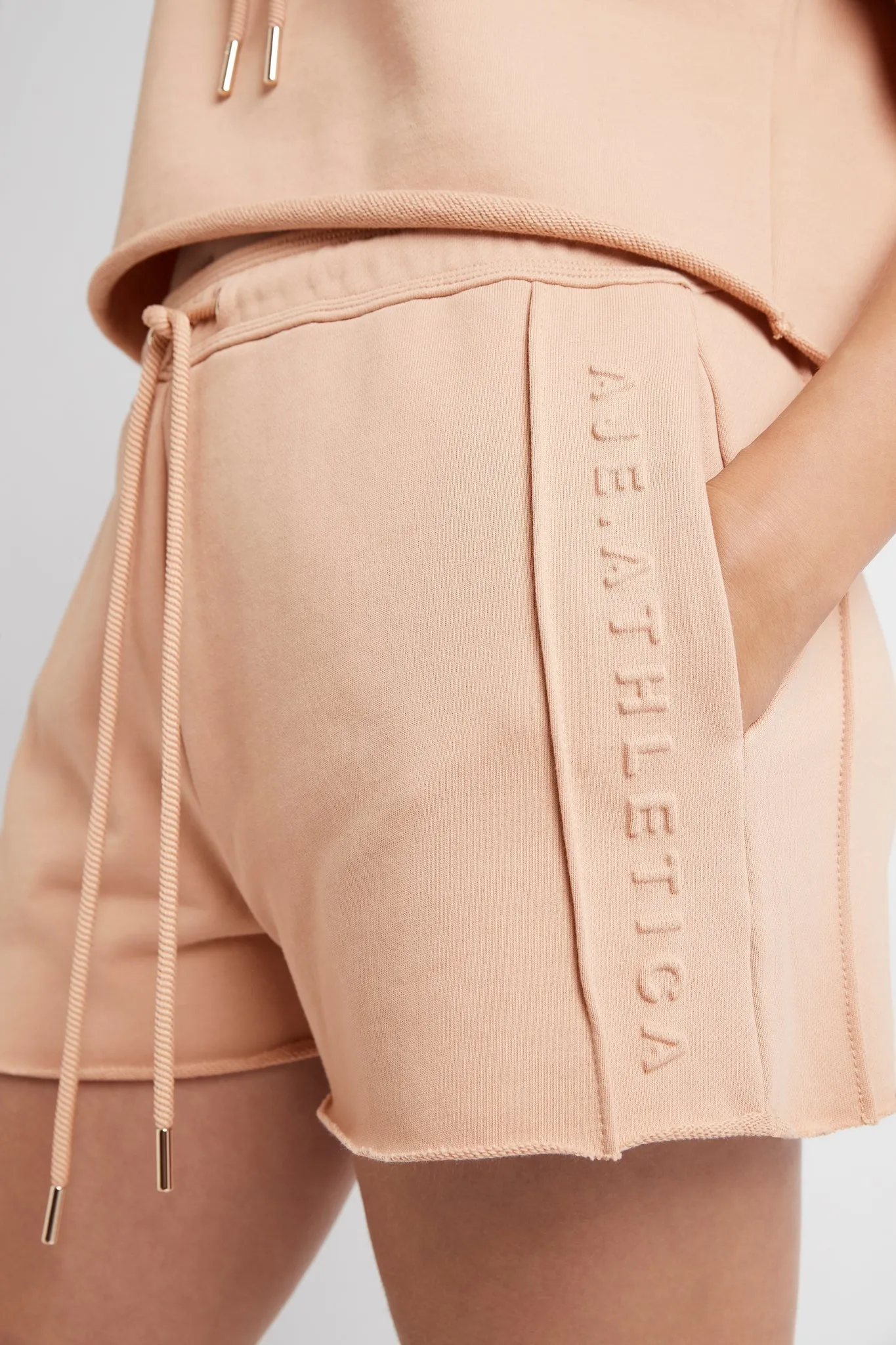 Embossed Signature Logo Sweat Shorts 603