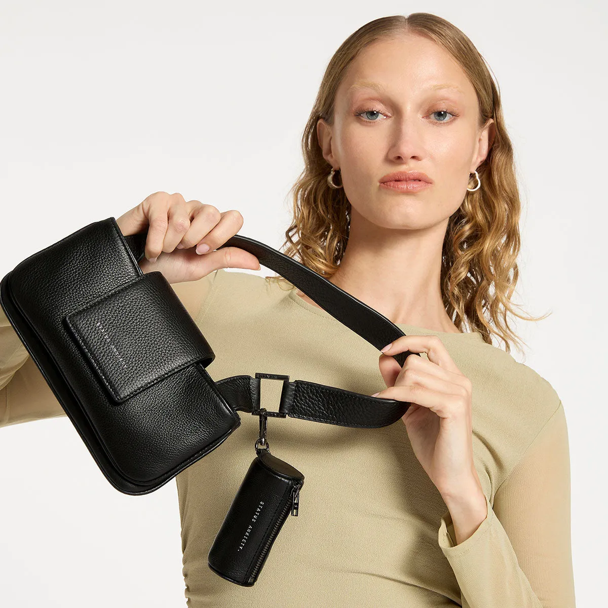 Escape Pouch - Black
