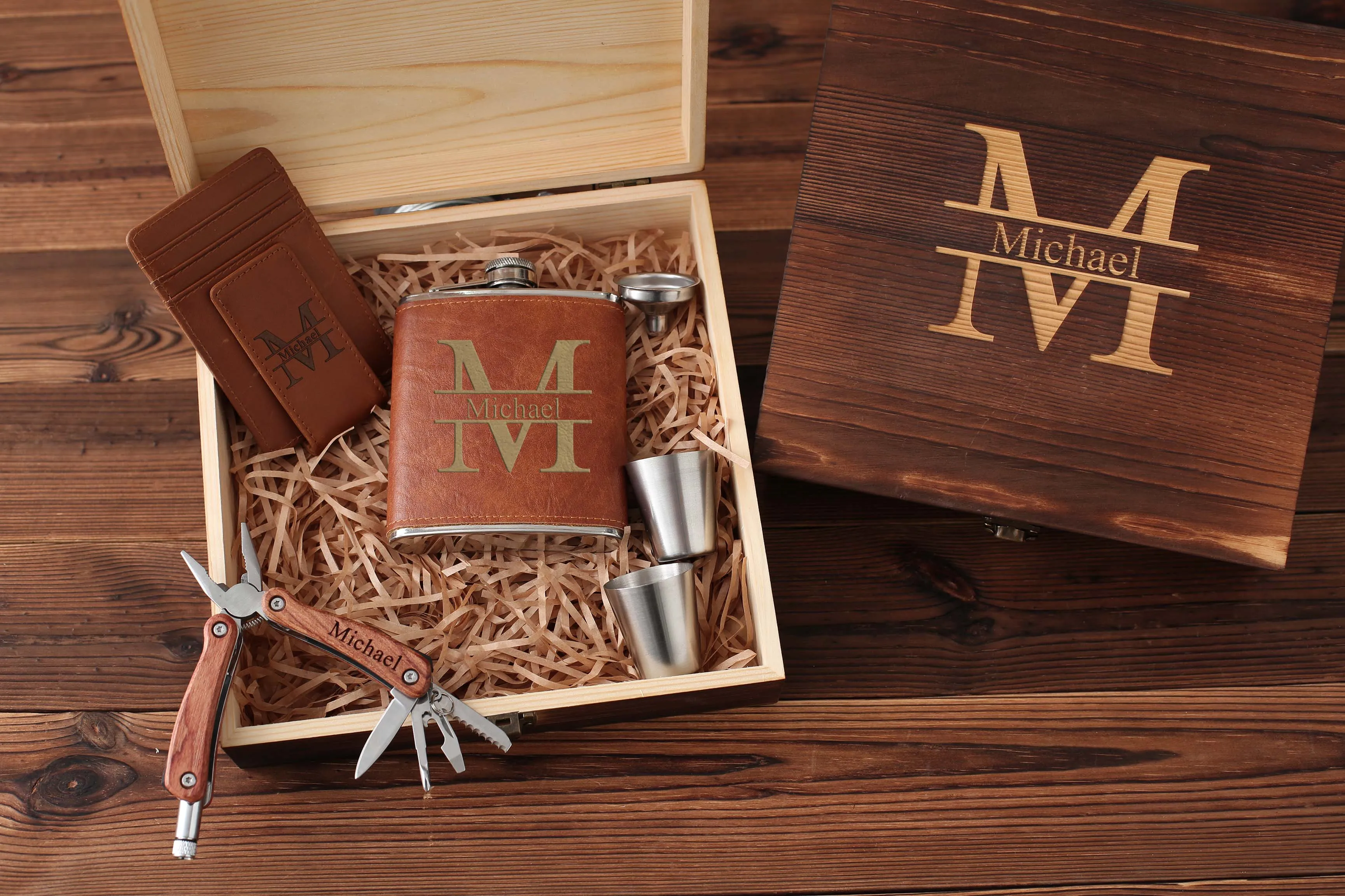 Groom Gifts, Personalized Wooden Multipliers, Leather Money Clip, Hip Flask in Groom Gift Box, Groom Proposal, Best Man Gifts, Groomsmen Gifts