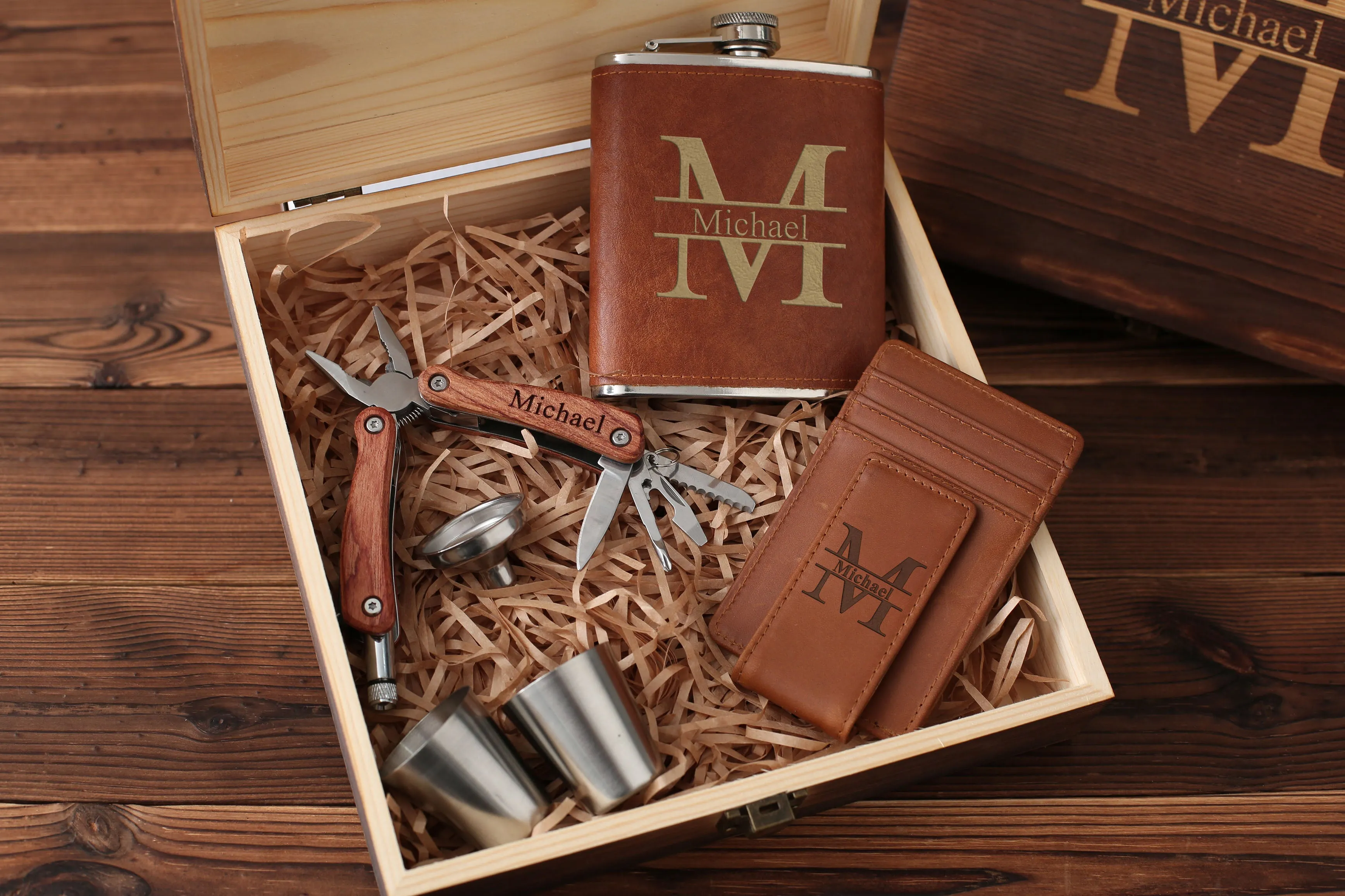 Groom Gifts, Personalized Wooden Multipliers, Leather Money Clip, Hip Flask in Groom Gift Box, Groom Proposal, Best Man Gifts, Groomsmen Gifts