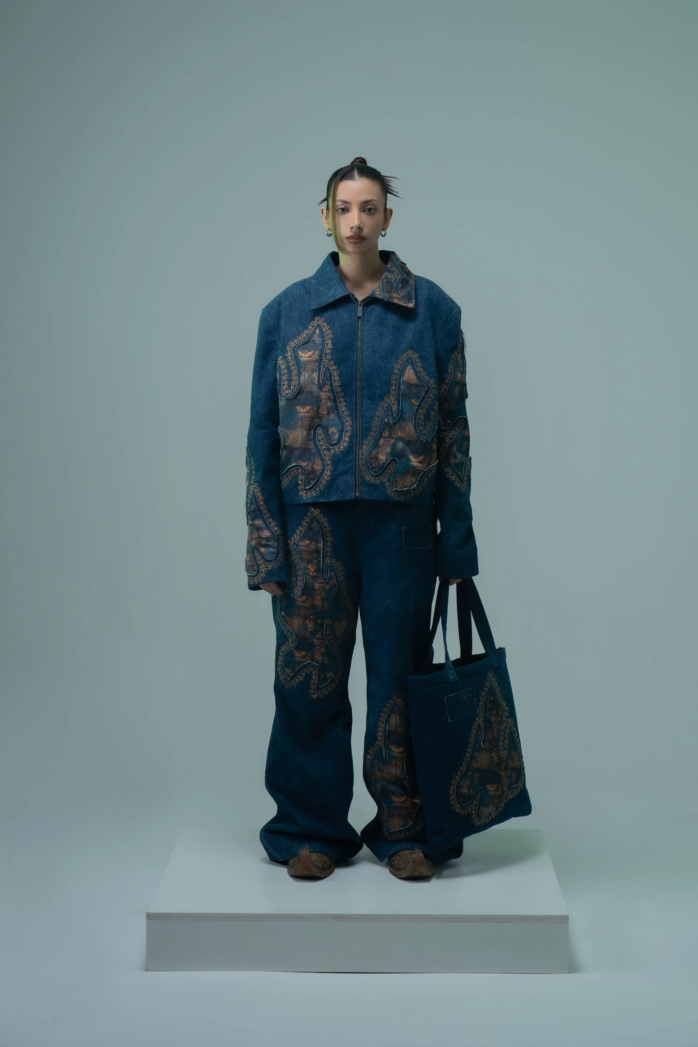 HERITAGE REVERIE ACIDWASH JACKET