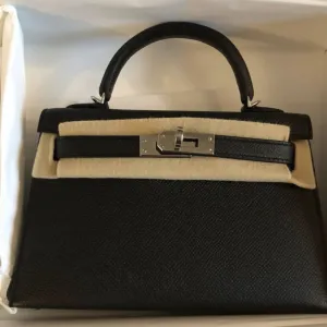 Hermès Kelly 20 Noir (Black) Sellier Epsom Palladium Hardware PHW