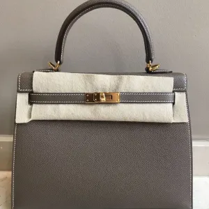 Hermès Kelly 25 Etoupe Sellier Epsom Gold Hardware GHW