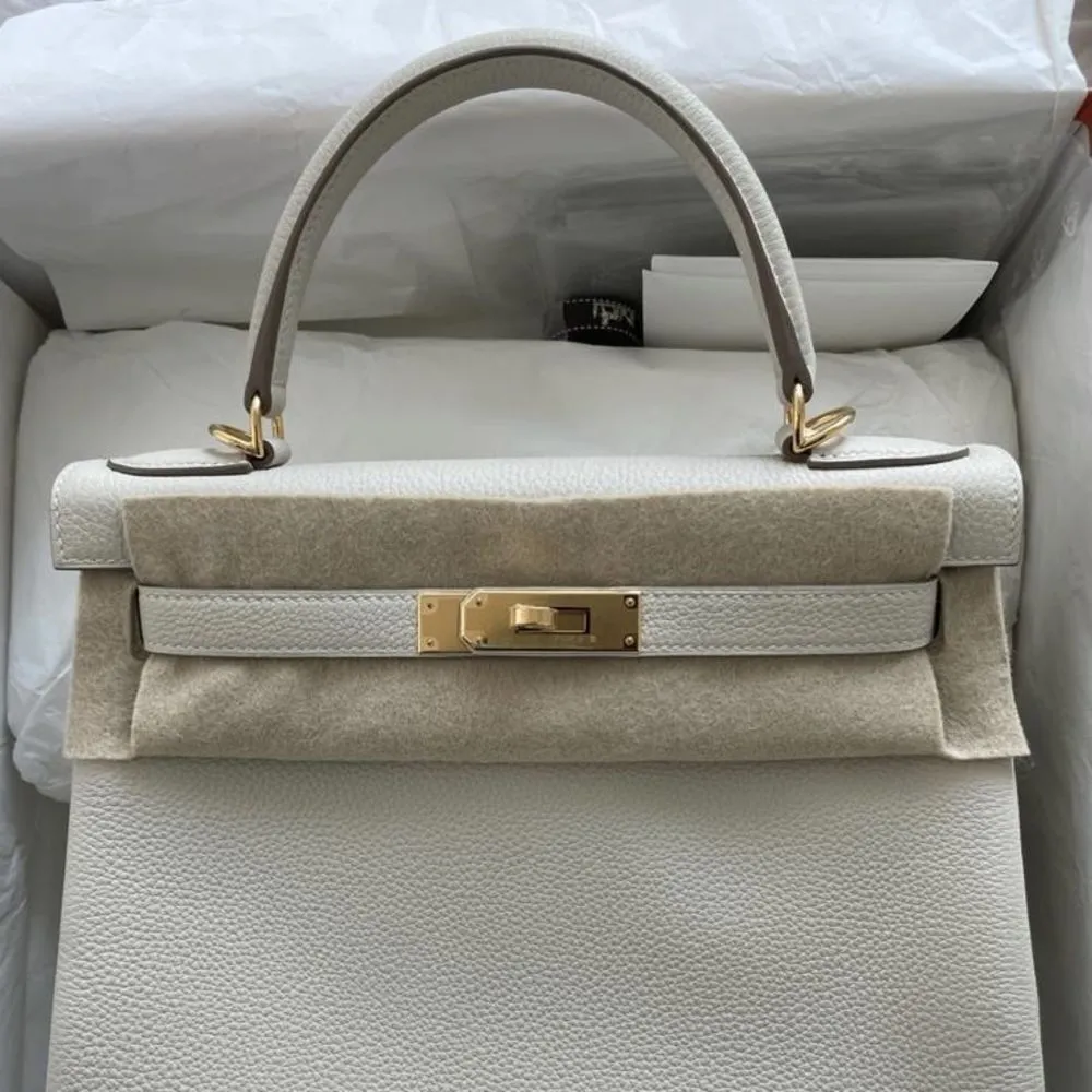 Hermès Kelly 28 Craie Togo Gold Hardware GHW