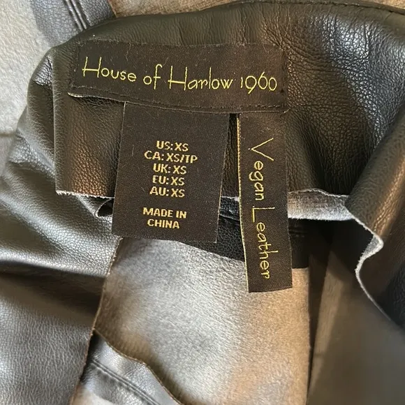 House of Harlow 1960 Black Vegan Leather Pleated Flared Peplum Mini Skirt - XS