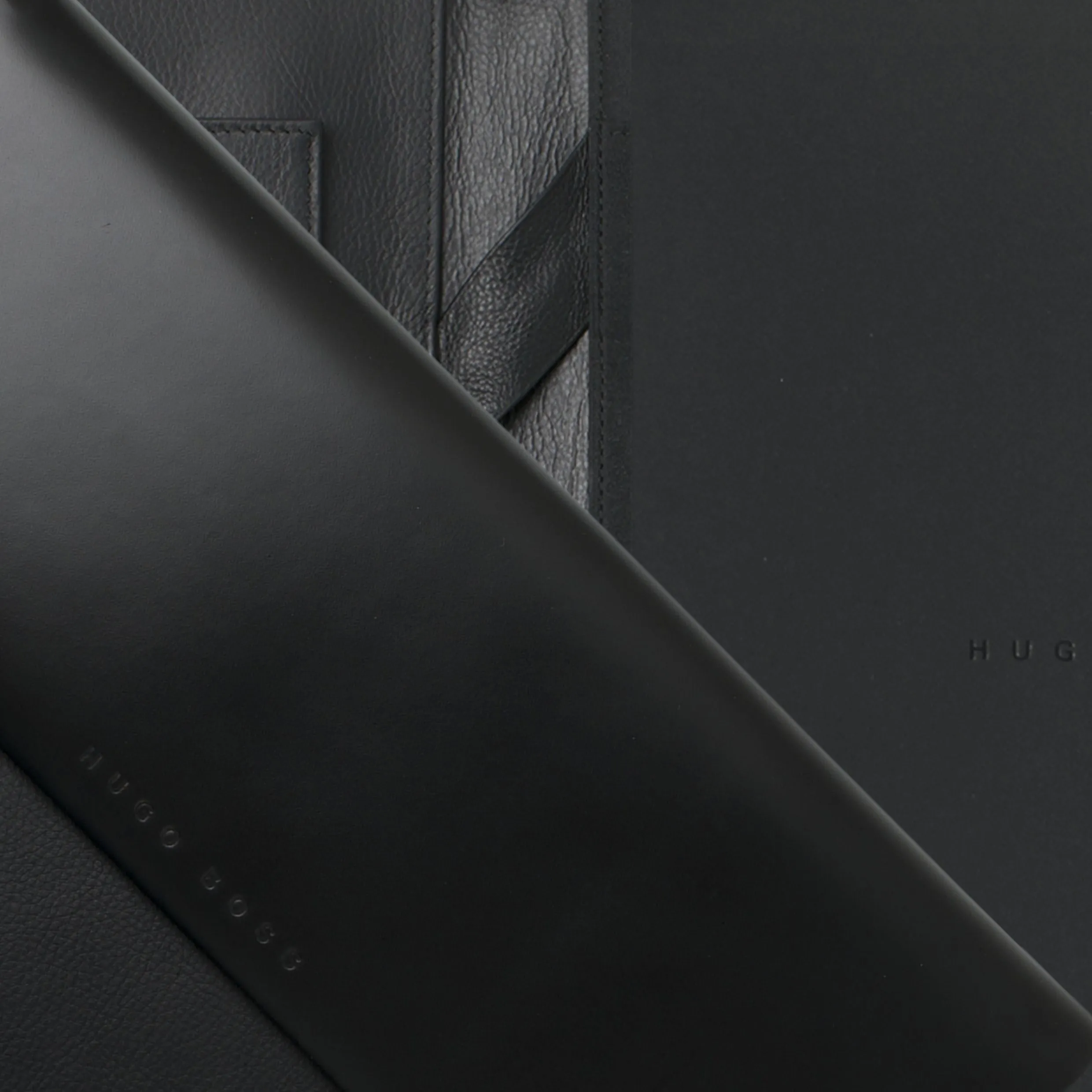 HUGO BOSS HLF701A-Conference folder A4 Caption Contrast Black