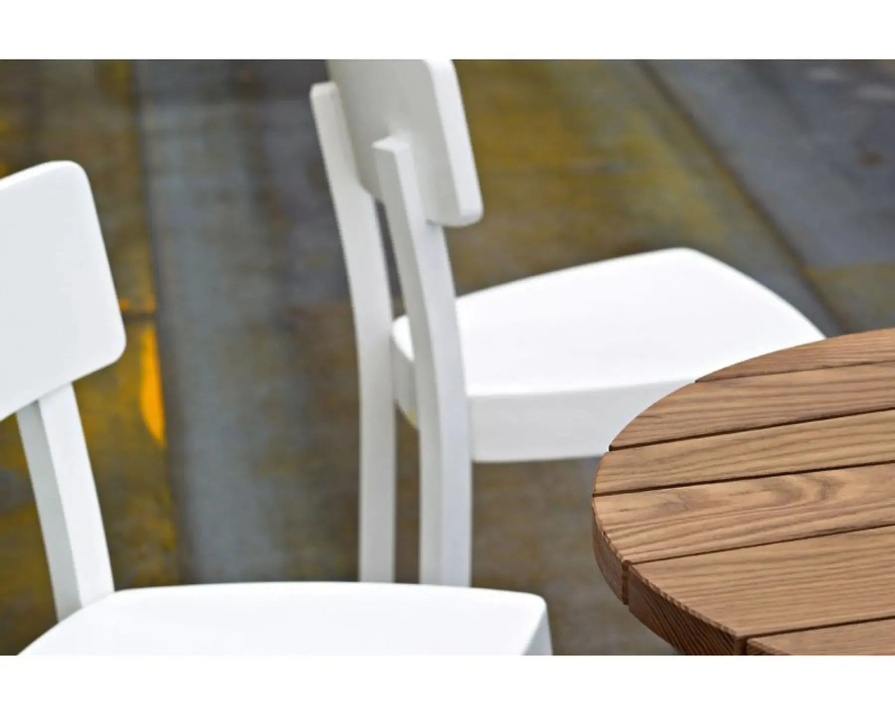 InOut 23 Chair