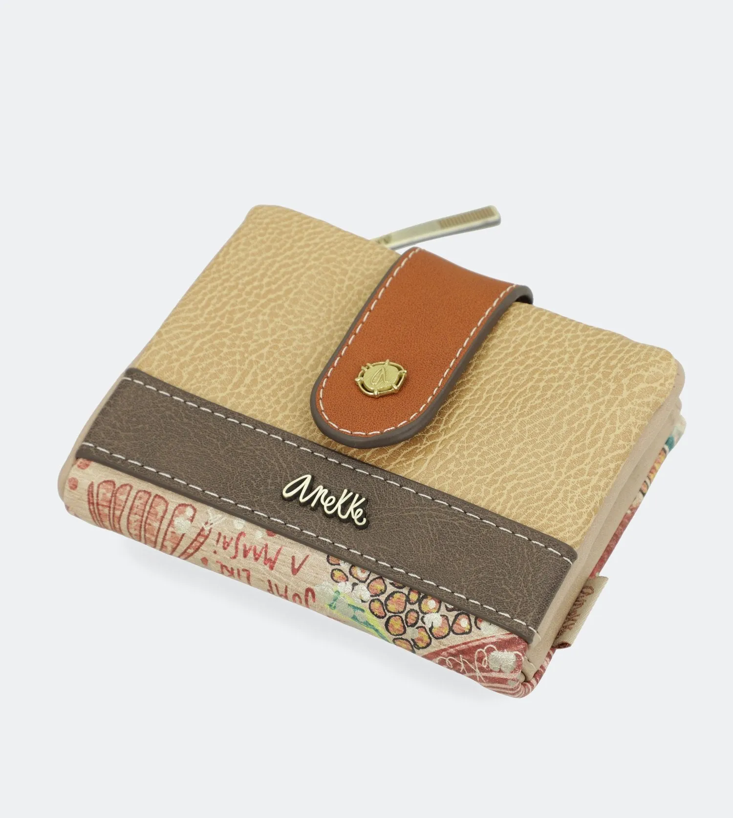 Kenya Wallet with a zip