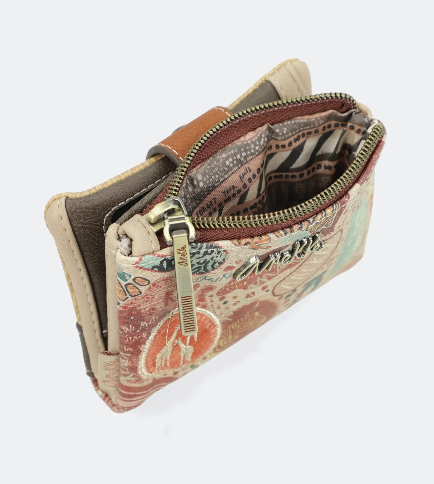 Kenya Wallet with a zip