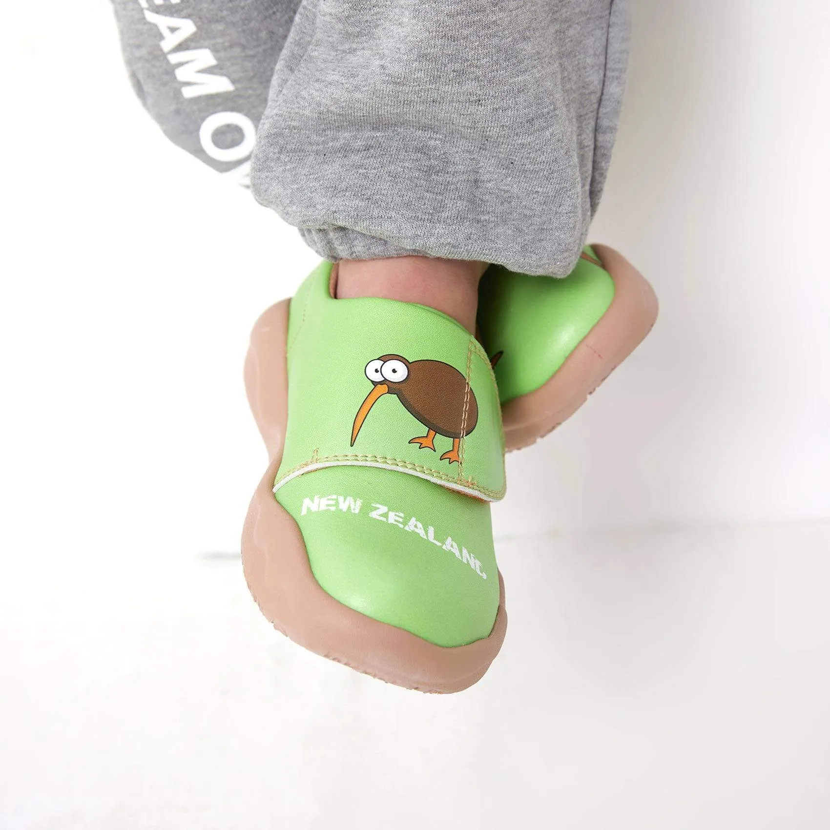 Kiwi-Apple Green Toledo II Kid