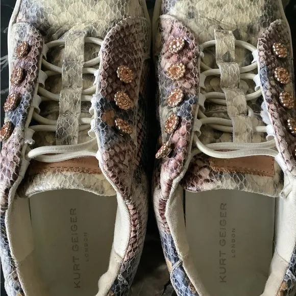 Kurt Geiger mini junior Liviah snake skin leather sneakers size US 4/36