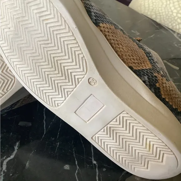Kurt Geiger mini junior Liviah snake skin leather sneakers size US 4/36