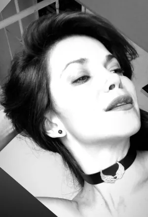 Leather Chokers Collection Color Black - Power Wings By Jullye Giliberti