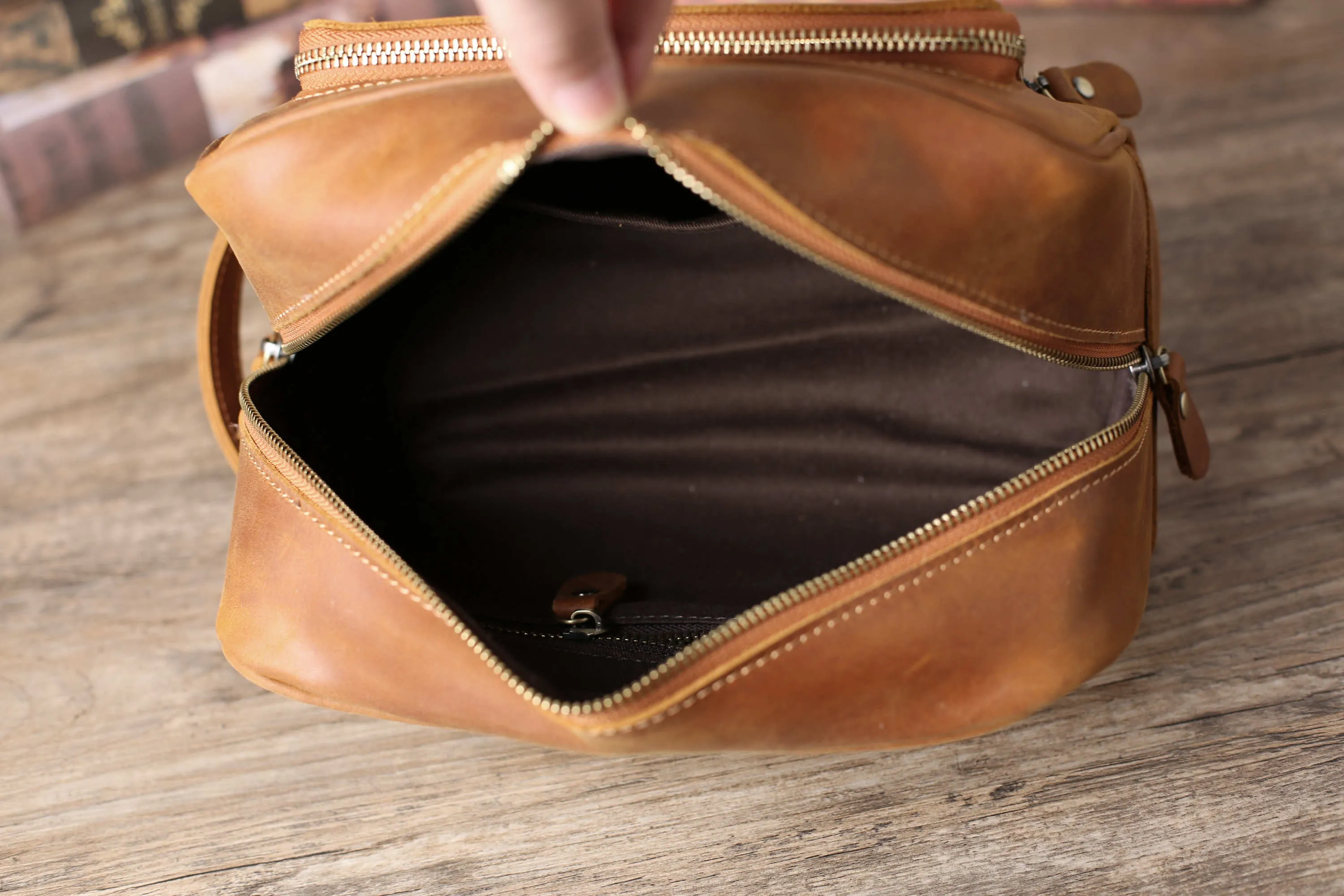 Leather dopp kit, Personalized groomsmen gift, leather dopp kit, mens leather toiletry bag, mens dopp kit, mens toiletry bag