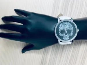 Leather Watch Sckull Sckull Faux Collection Color White - Power Wings By Jullye Giliberti