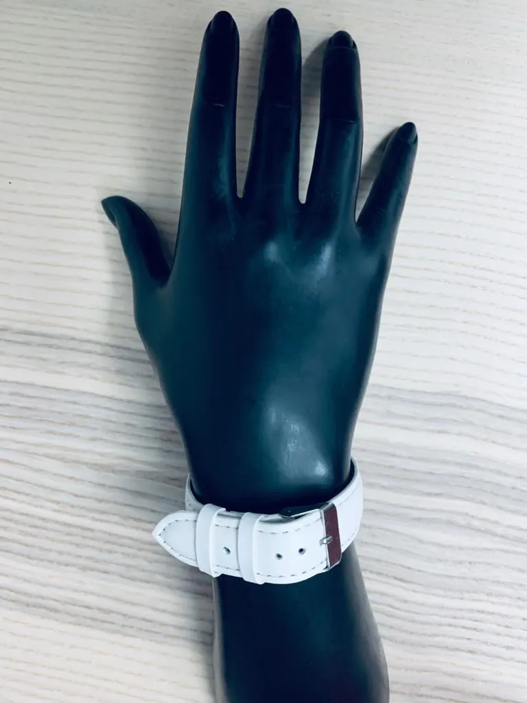 Leather Watch Sckull Sckull Faux Collection Color White - Power Wings By Jullye Giliberti