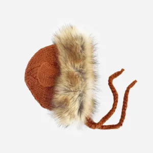 Lennon Lion, Cinnamon and cream