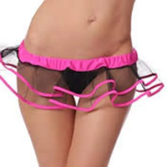 LOT OF 12 Escante Tulle‎ trimmed mini skirt
