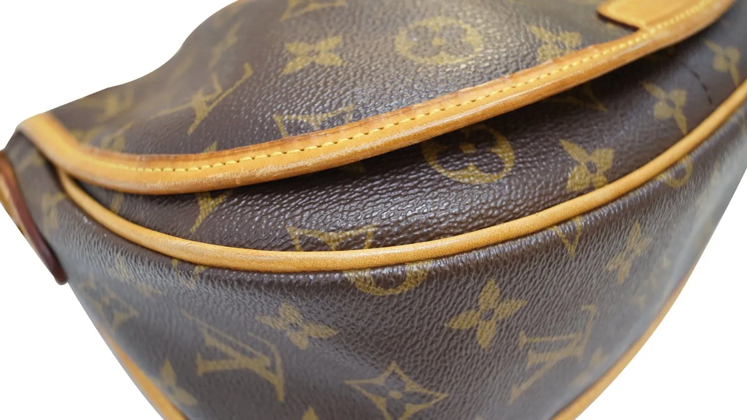 LOUIS VUITTON Monogram Canvas Menilmontant PM Shoulder Bag