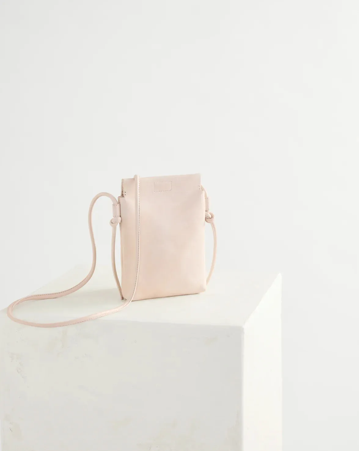 MARINA POUCH | IVORY