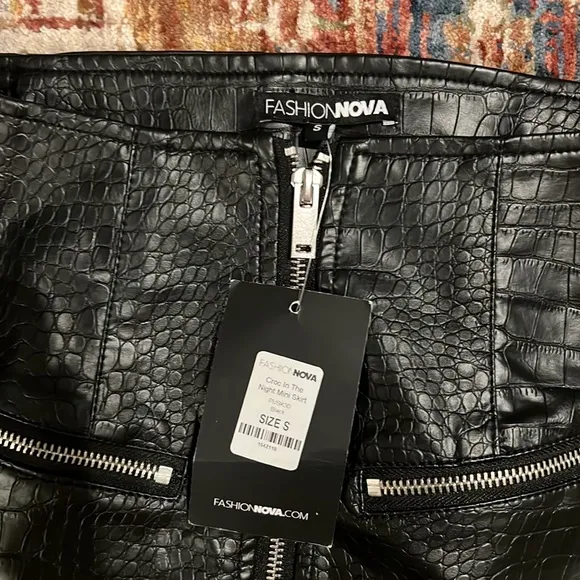 NWT Fashion Nova Croc In The Night Mini Skirt - Black Size
