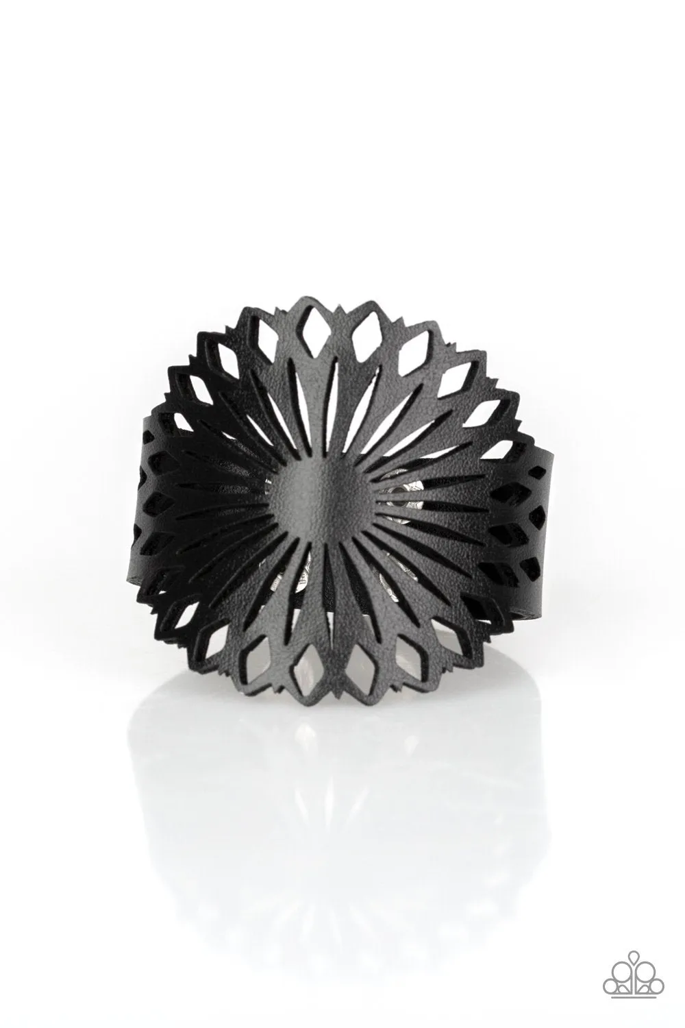Paparazzi Wildflower Garden - Leather Wrap Bracelet