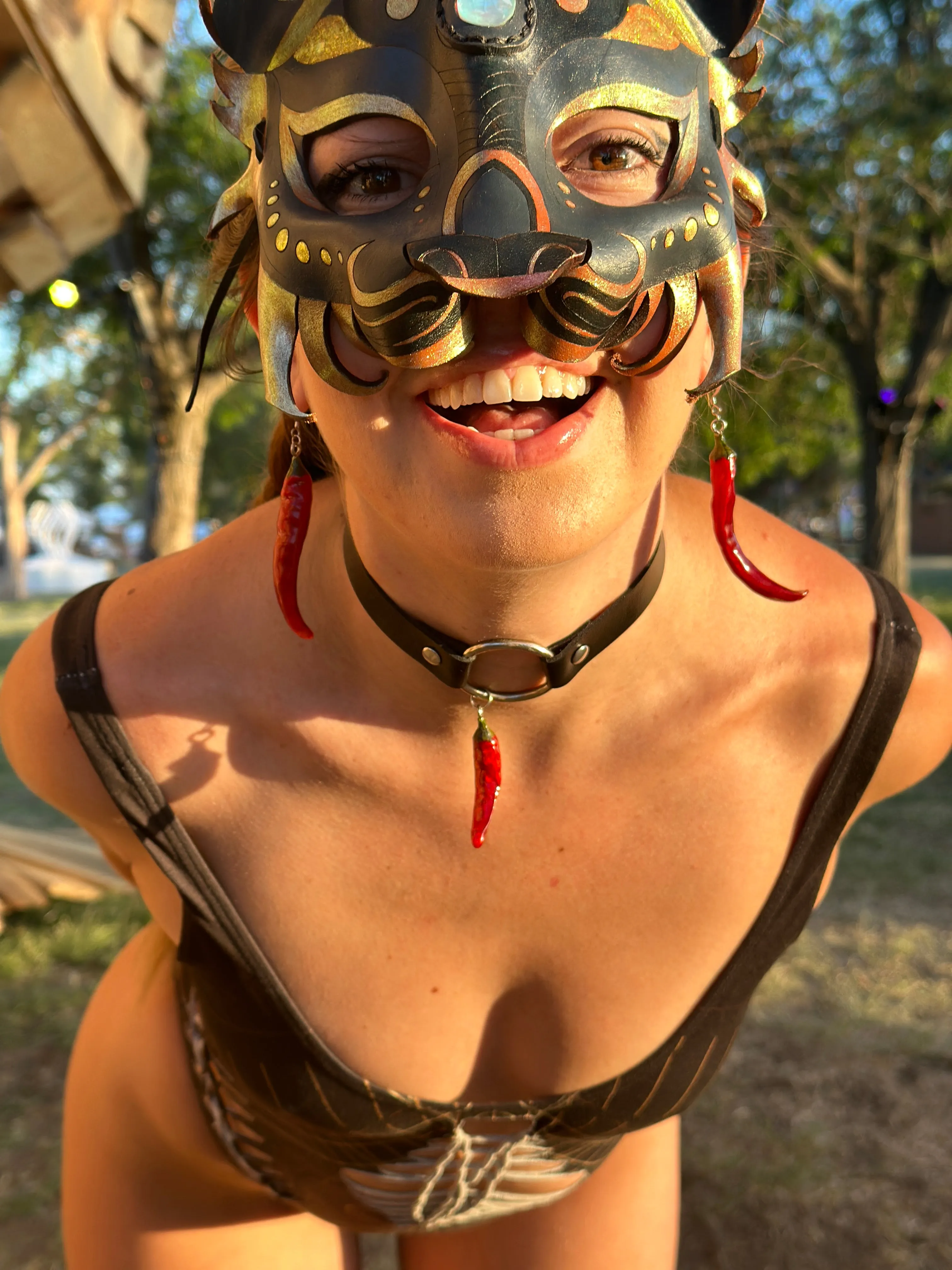 Pepper Choker