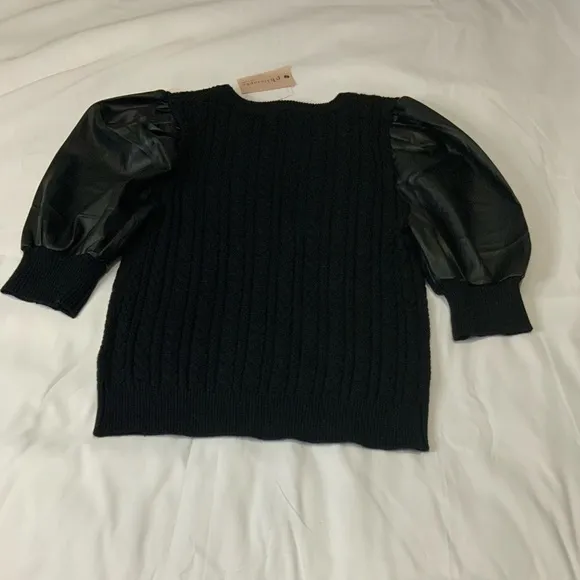Philosophy black cable knit faux leather puff balloon sleeve sweater size Large