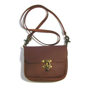 PU054  Clip Pouch w/ Antique Brass Latch- Brown