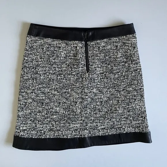 Rag &amp; bone tweed mini skirt with leather trim size 2