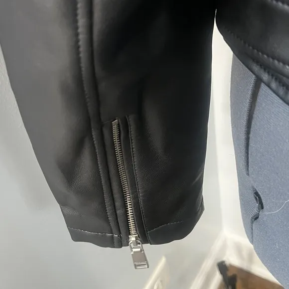 Rebecca Minkoff Sz L Black Vegan Leather Crop Motto Motorcycle Jacket