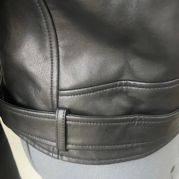 Rebecca Minkoff Sz L Black Vegan Leather Crop Motto Motorcycle Jacket