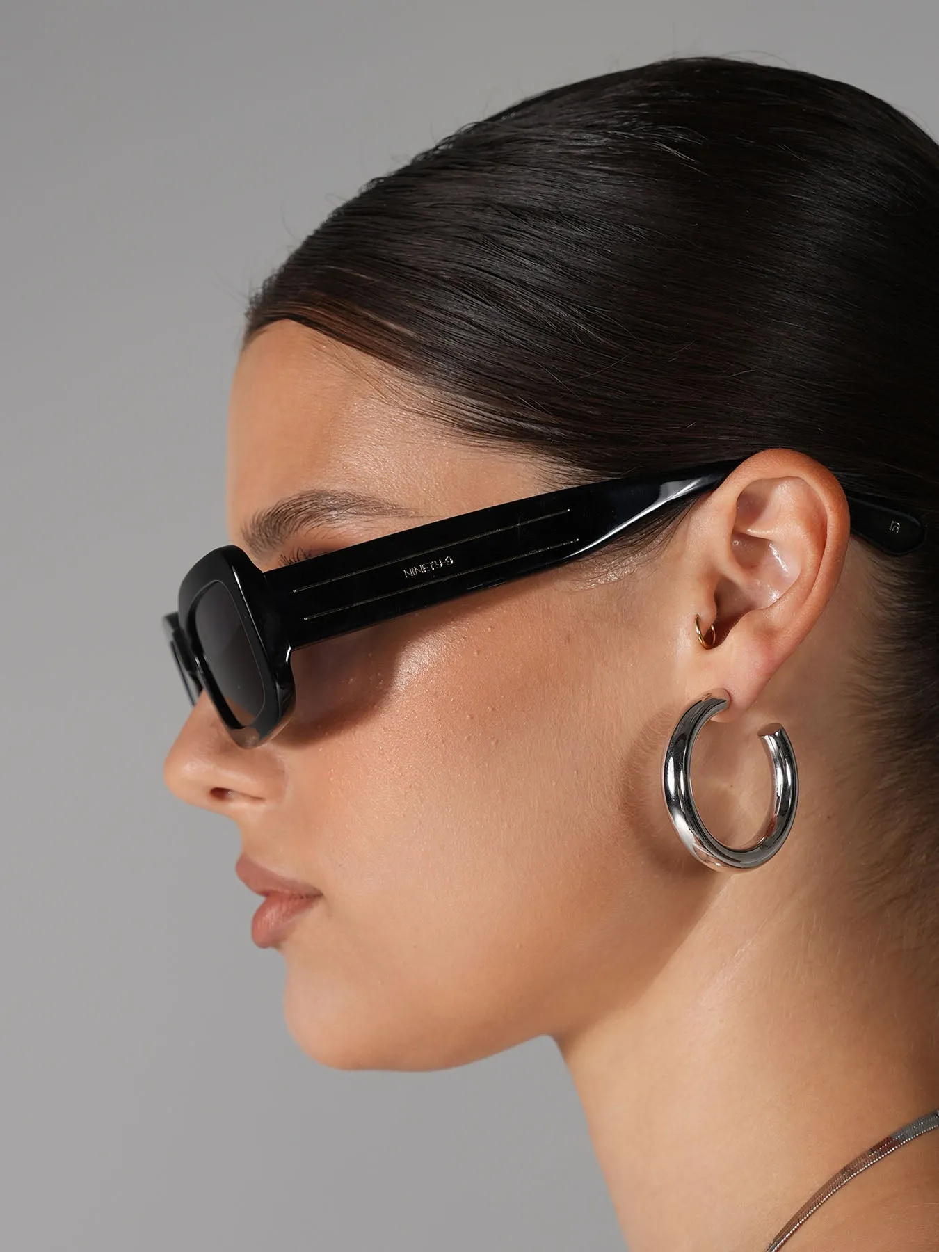 RETRO - Sunglasses • Black