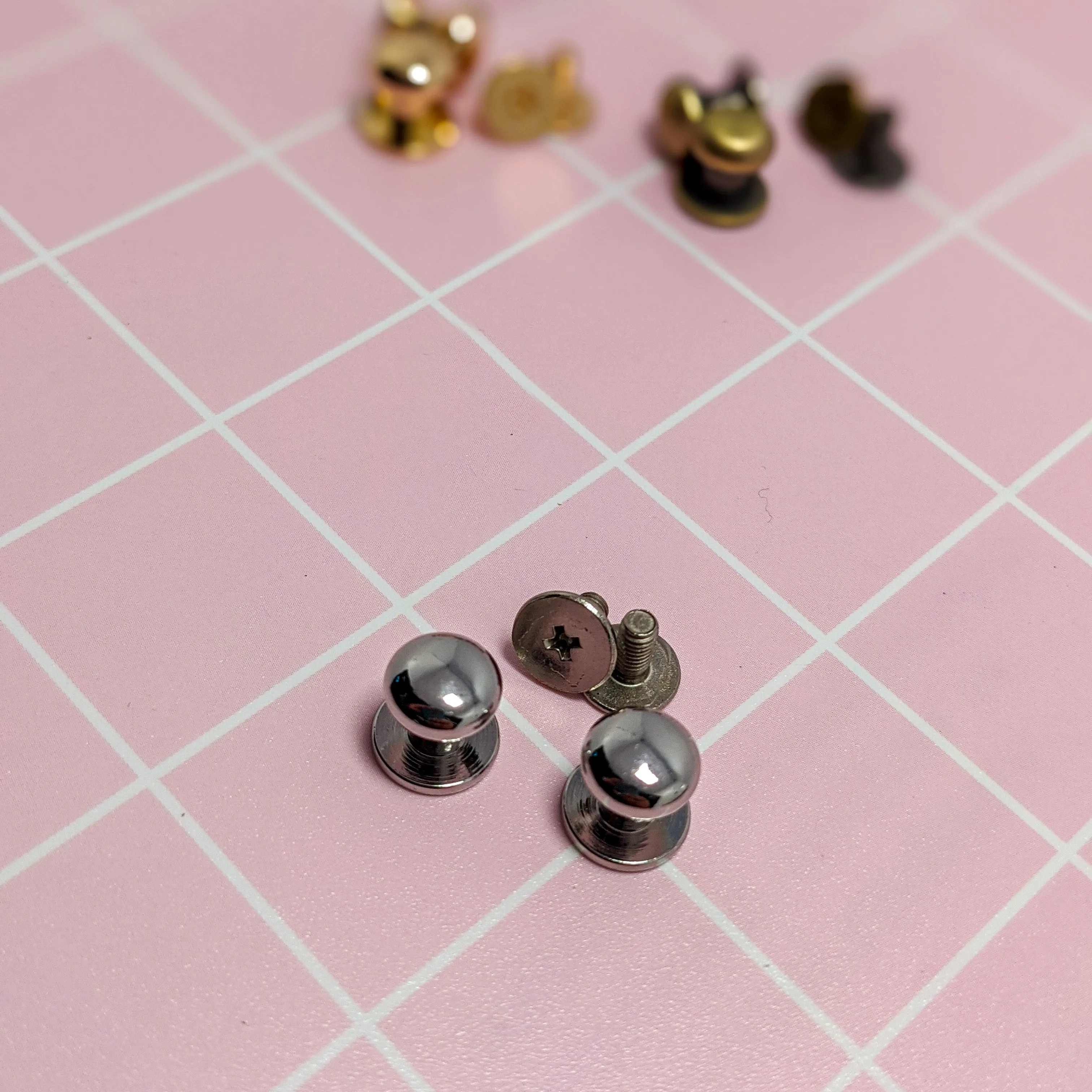 Round Rivets (2)