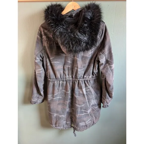 S American Eagle Camo Parka