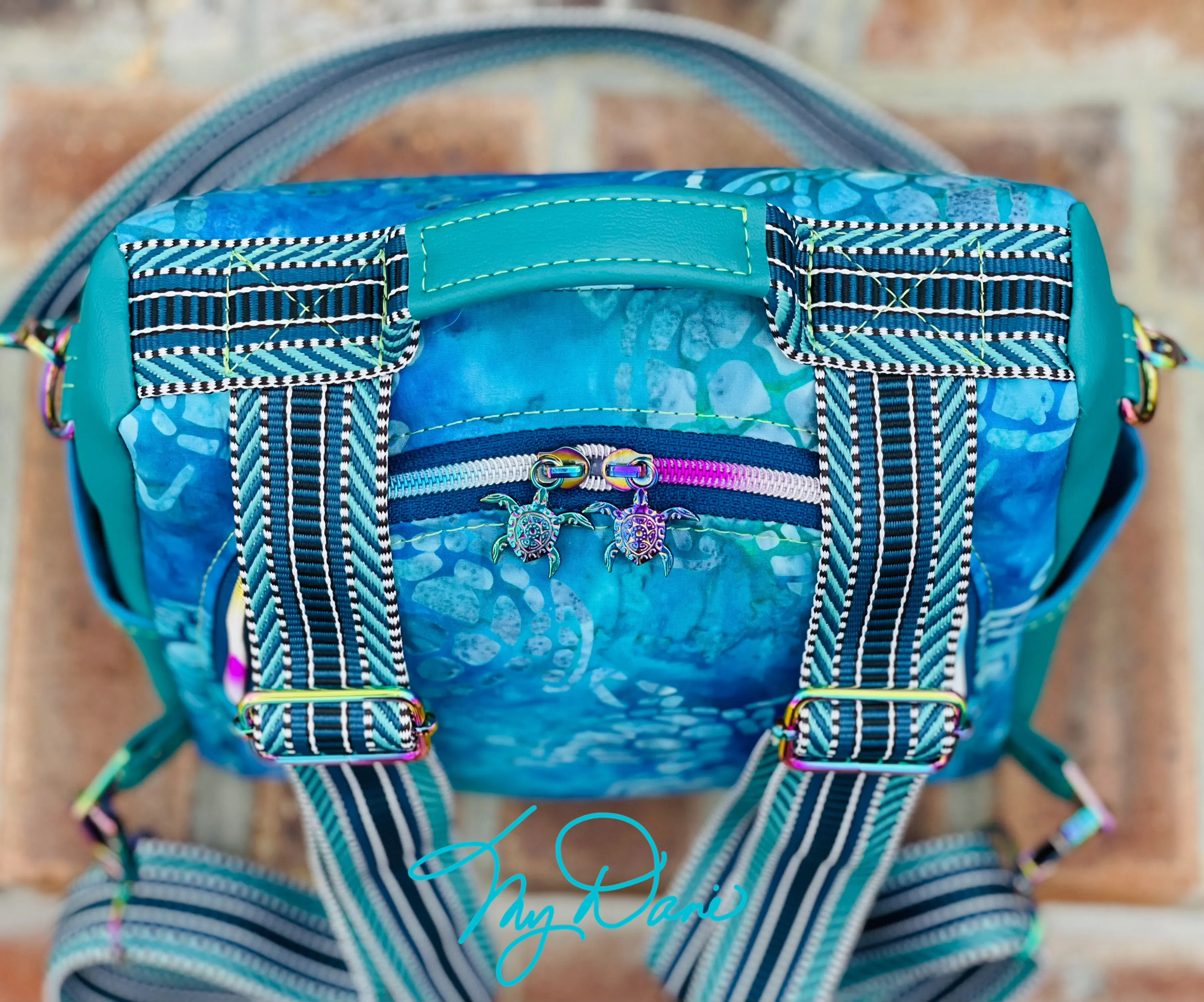 The Guardian Anti-Theft Backpack In Sunset Beach Turtle